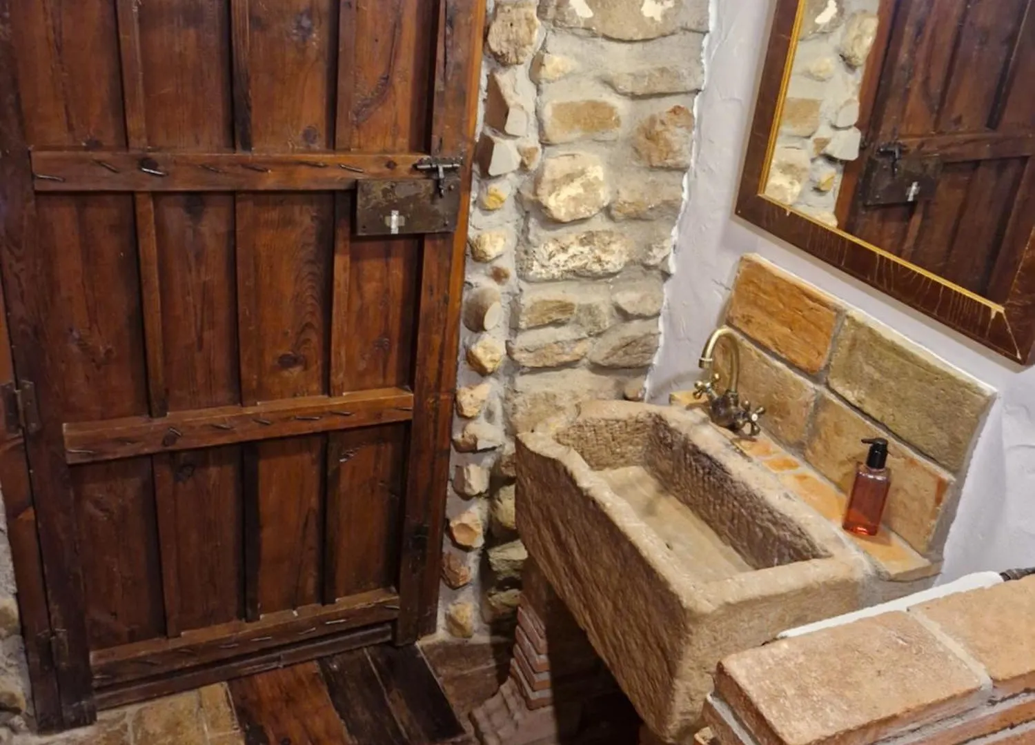 Colonos Alojamientos Rurales 0*, Guarroman Spain