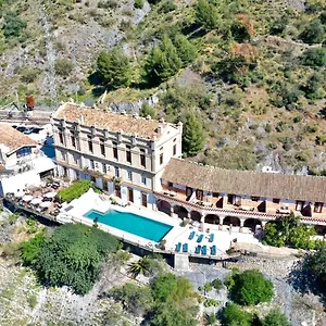 Hotel Complejo Turístico La Garganta, El Chorro